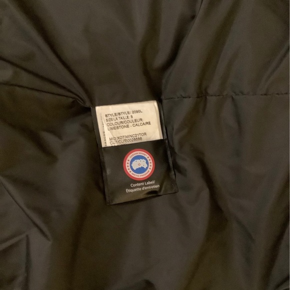 Limestone Small Canada Goose Parka 🇨🇦 - Picture 5 of 6